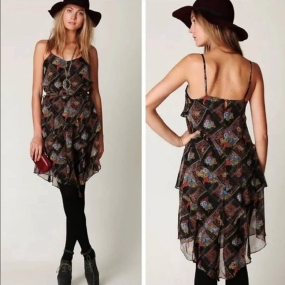 Free People Dresses & Skirts - Free People Womens Black Floral Print Spaghetti Strap Ruffle Dress Size 6